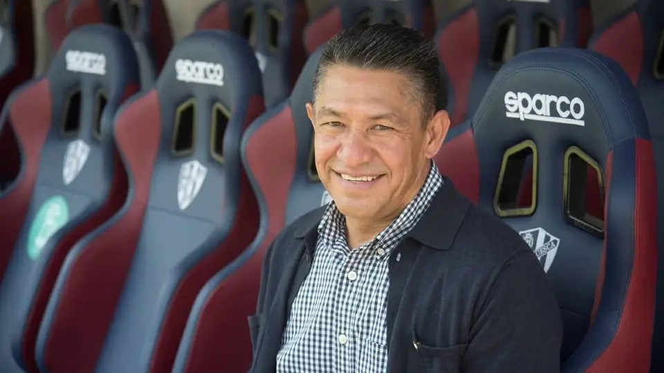 Nacho Ambriz consigue otra victoria en la pretemporada con el Huesca