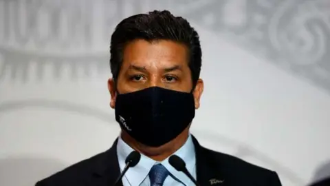 Diputados aprueban desafuero de García Cabeza de Vaca, gobernador de Tamaulipas