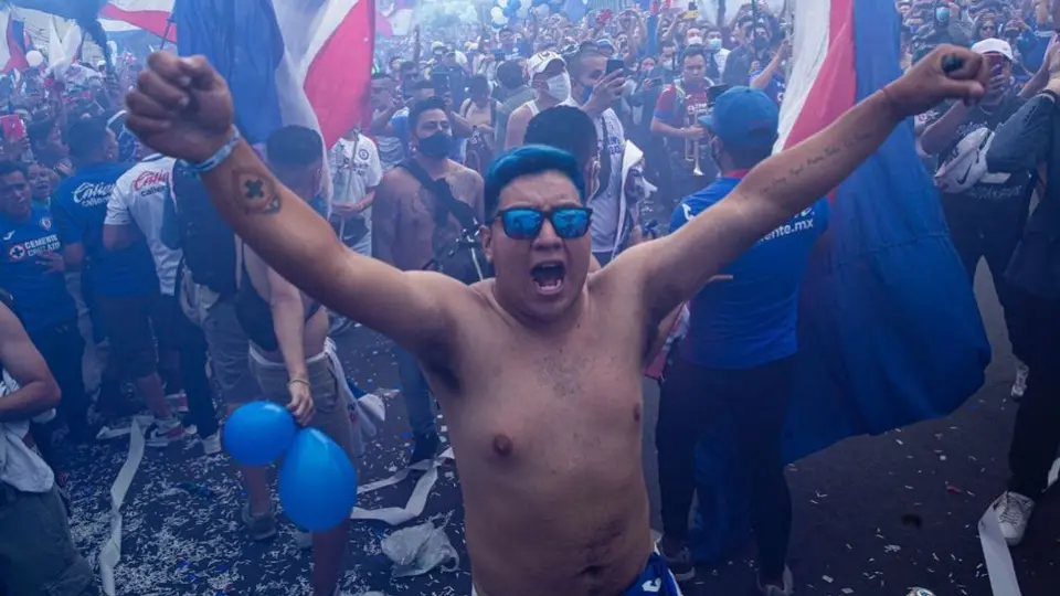 Cruz Azul: Afición celeste le dio un espectacular recibimiento al equipo cementero