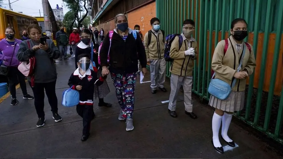 México registró 11 mil 146 nuevos casos de Covid-19; muertes sumaron 835