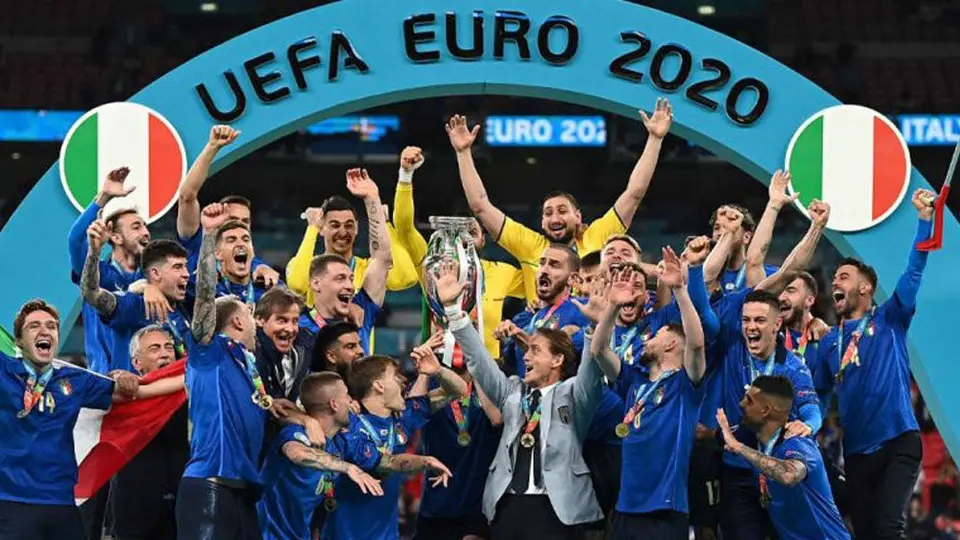 FIFA, con el objetivo de que la Eurocopa y Copa América se jueguen cada dos años