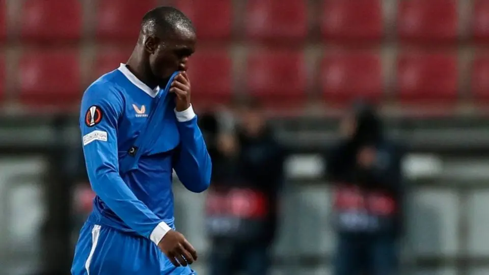 Europa League: Por racismo, Sparta abrió estadio a menores; Kamara, abucheado