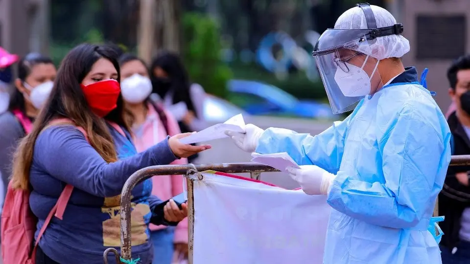 México registró 17 mil 546 nuevos casos de Covid-19; muertes sumaron 756