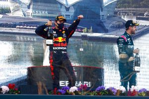 Papá de Checo Pérez: 'Red Bull te pide resultados pero te dan armas para ir al frente'