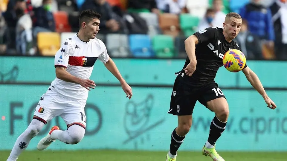 Johan Vásquez, titular en el empate entre Udinese y Genoa
