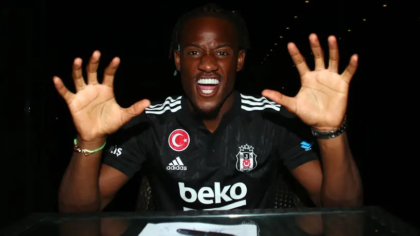 Video: Besiktas presentó a Michy Batshuayi al 'estilo Batman'