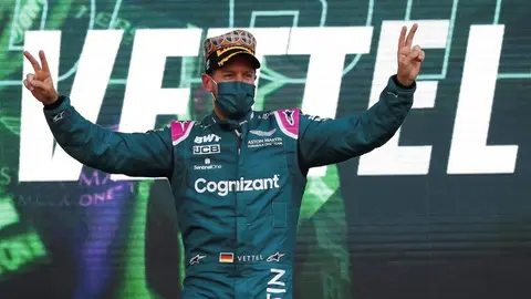 Sebastian Vettel: 'La mitad de la parrilla hace pis en el coche'