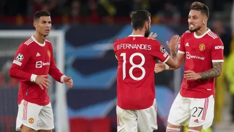 Premier League: Jugadores vacunados podrán visitar países en la 'lista roja'