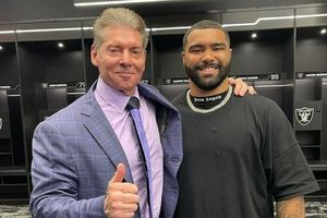 WWE: Gable Steveson, medallista olímpico, firmó contrato con la empresa de McMahon
