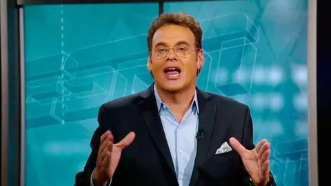Faitelson y Mister Chip protagonizaron pelea en Twitter