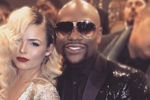 Floyd Mayweather: Hizo promesa a su prometida previo a pelea ante Logan Paul