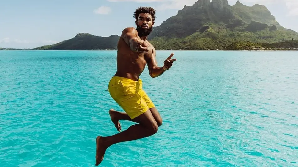 Karl-Anthony Towns recibió joya valuada en $16 mil dólares