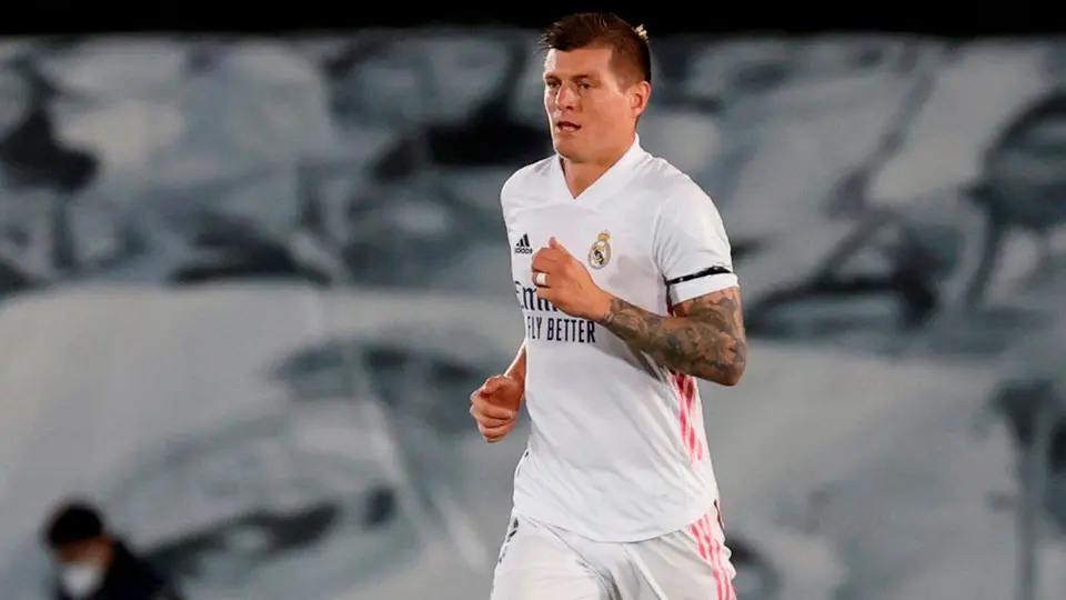Real Madrid: Toni Kroos, aislado por tener contacto con un positivo por Covid-19