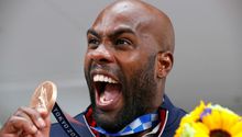 Tokio 2020: Francés Teddy Riner, primer judoca cinco veces medallista