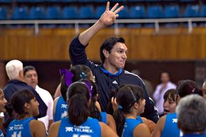 Eduardo Nájera a desarrollar jóvenes en Jr. NBA después de 'coquetear' con Sooners