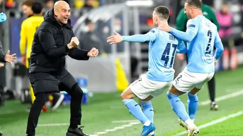 Guardiola celebró título de Manchester City con melodía de Oasis