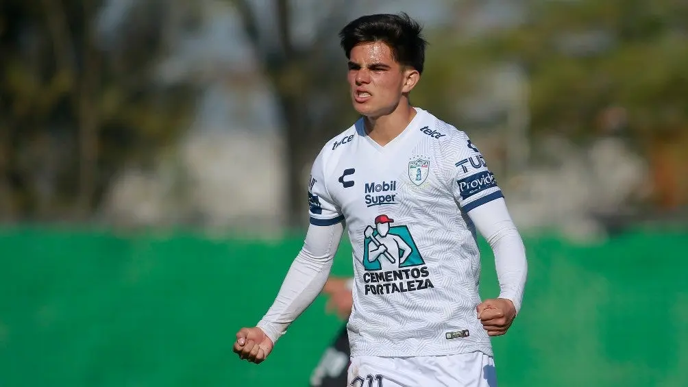 Bruce El-Mesmari durante un partido con Pachuca Sub 20 | IMAGO7