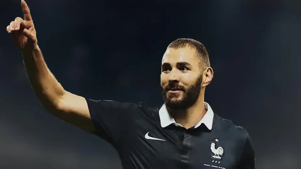 Eurocopa: Benzema portará el número 19 con la selección de Francia 