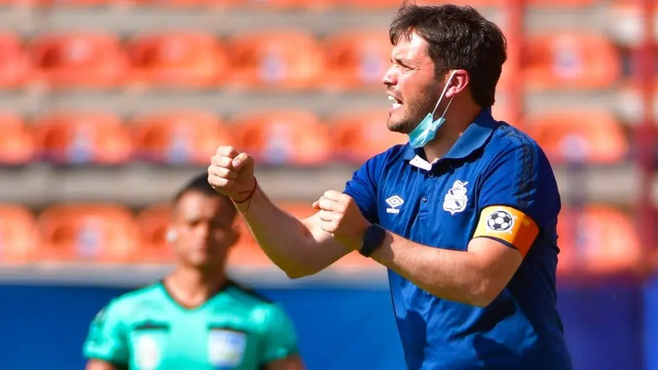 Larcamón: 'No pensamos en la Liguilla; el foco está puesto en Pumas'
