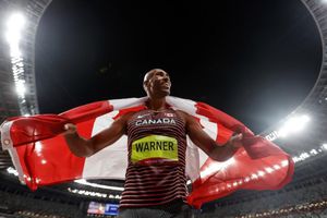 Tokio 2020: Canadiense Damian Warner, medalla de oro y récord olímpico en decatlón