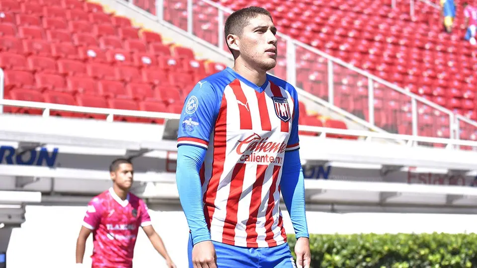 Chivas: Vucetich mandó a Pollo Briseño a la banca y apostó por canterano vs Xolos