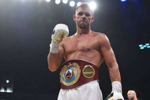Saunders sobre Canelo: 'Es el hombre más temible del mundo'