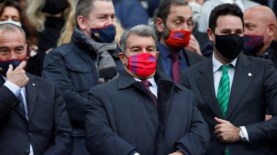 Barcelona: Laporta prometió refuerzos tras fracaso en Champions League