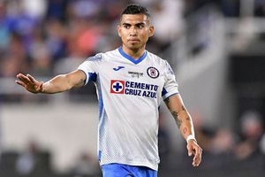 Orbelín Pineda: Niño le pidió que su regreso de Europa sea con Cruz Azul