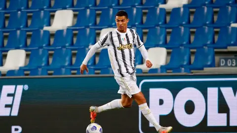 Cristiano Ronaldo se llevó sus coches de lujo de Turín