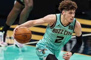 NBA: LaMelo Ball de los Charlotte Hornets es el Novato del Año