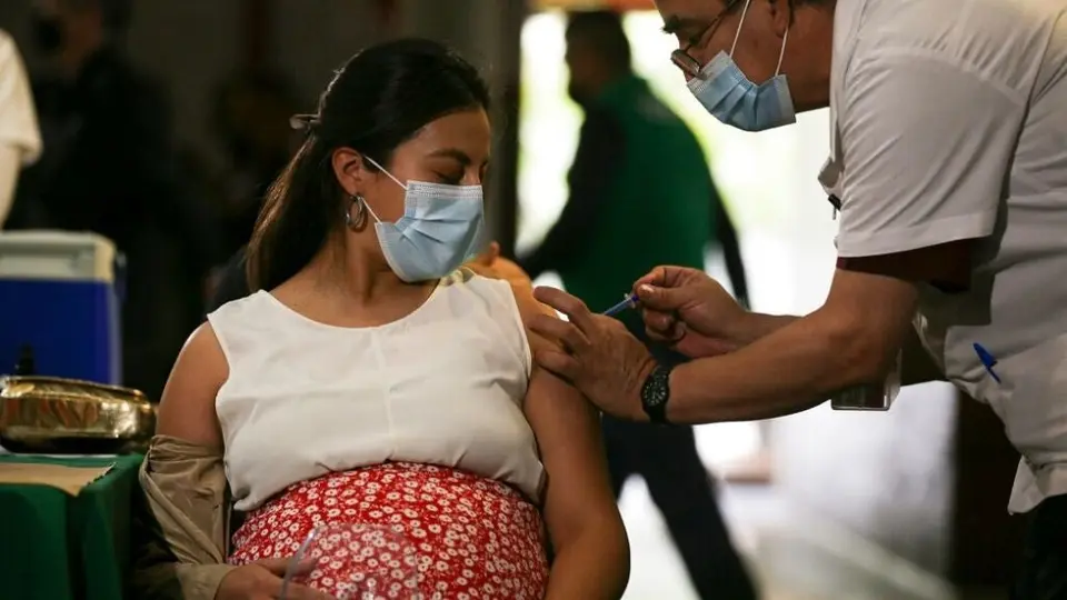México registró mil 233 nuevos casos de Covid-19; muertes sumaron 53