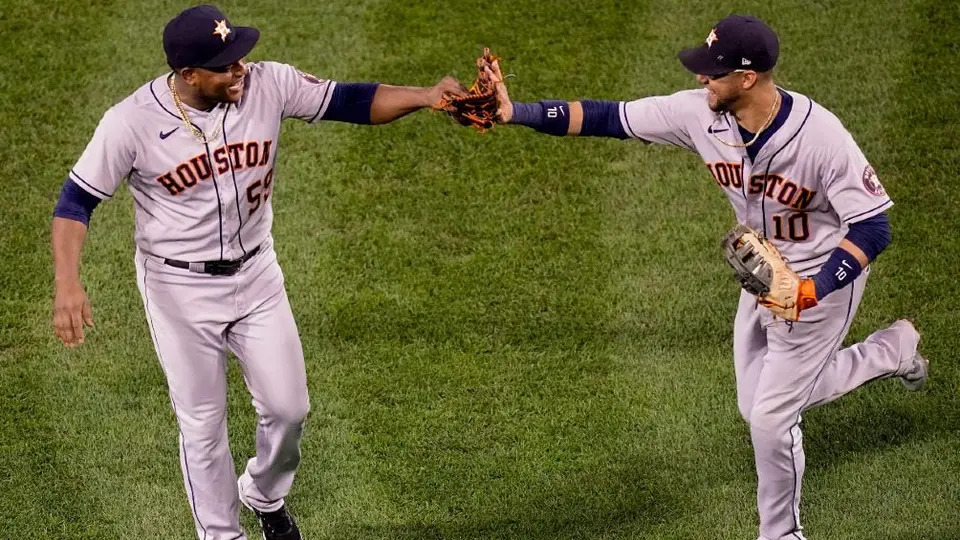 MLB Playoffs: Astros repite dosis en Boston y está a un triunfo de la Serie Mundial