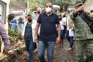Cuauhtémoc Blanco: Visitó Tlayacapan tras afectaciones por fuertes lluvias