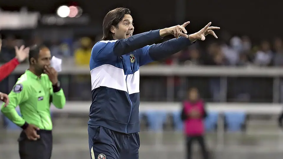 Solari reconoció que al América le falta profundidad por derecha y Suárez no es suficiente