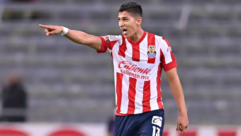 Chivas: ¿Por qué Ángel Zaldívar rifó un kit del club para brigadistas?