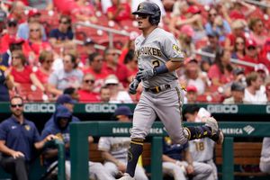 Luis Urías: 'Tenemos un pitcheo tan fuerte como el de Dodgers y San Francisco'