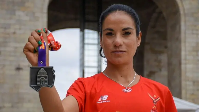 Maratón de la Ciudad de México: Se presentó la playera y medalla de la competición
