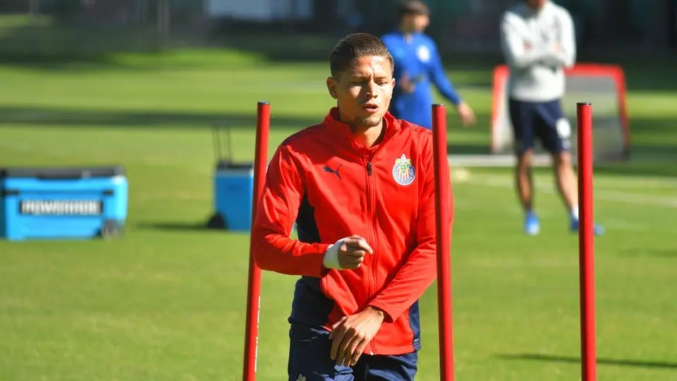 Chivas: Jesús Godínez, primera baja del Rebaño; jugará en el Querétaro