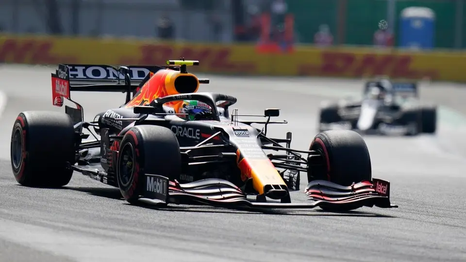 Checo Pérez: Arrancará en la cuarta posición en el Gran Premio de México