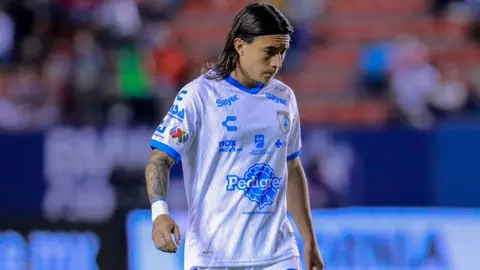 Querétaro: Bryan Olivera se disculpó por fuerte codazo sobre Jair Díaz
