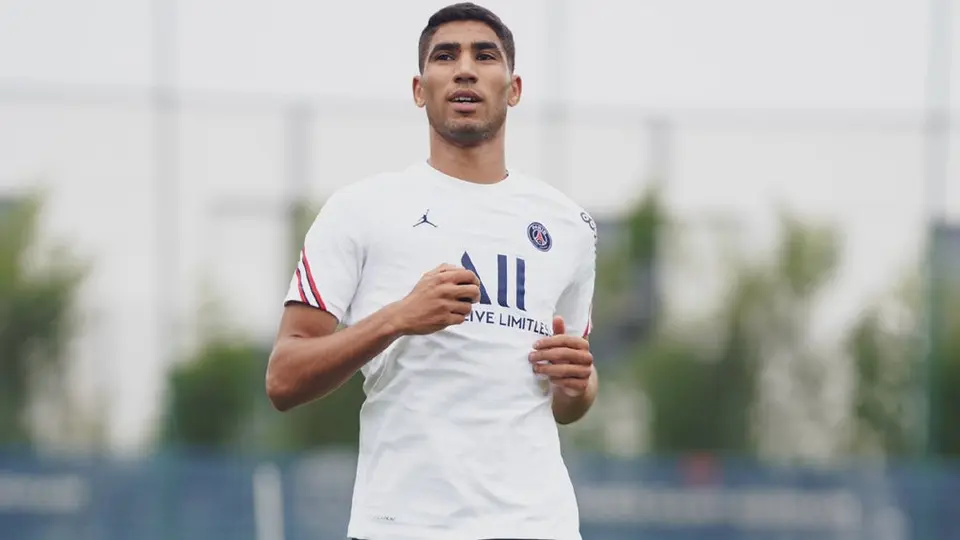 PSG: Achraf Hakimi dio positivo por coronavirus