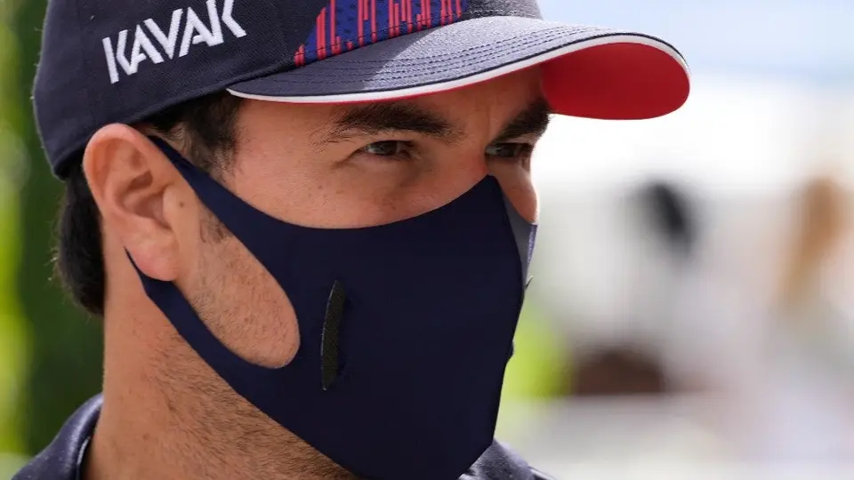 Checo Pérez: Aficionados acamparon en Reforma para el Red Bull Show Run CDMX 2021