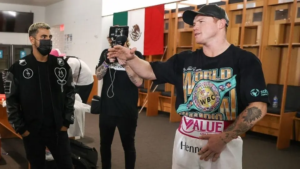 Canelo Álvarez: Equipos de Saunders y del mexicano se insultaron en lobby del hotel
