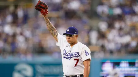 Julio Urías: Alcanzó las 20 victorias en una temporada de Grandes Ligas
