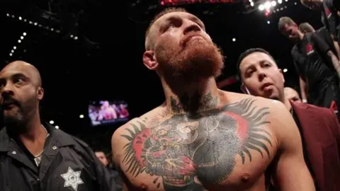 Conor McGregor realizará inversión de 100 MDE para complejos en Irlanda