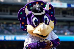 MLB: Jardinero de los Marlins pidió cambiar el nombre de la mascota de los Rockies