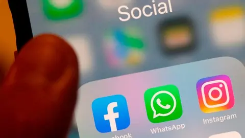 Facebook se disculpó por las fallas que presenta a nivel mundial
