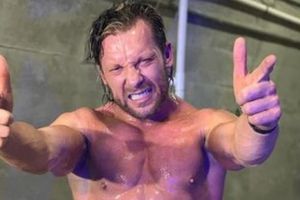 AAA: Kenny Omega será operado; Megacampeonato queda vacante