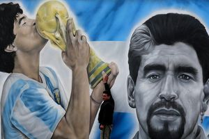 ¿A qué suena la música de 'Maradona: Sueño Bendito'?