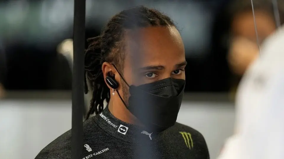 GP de Brasil: Lewis Hamilton fue descalificado y saldrá último en la prueba sprint